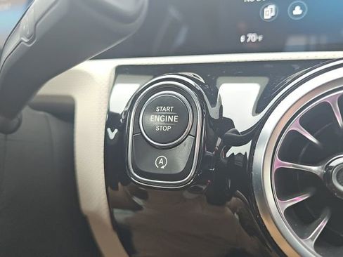 Certified 2022 Mercedes-Benz A 220 4MATIC image 34