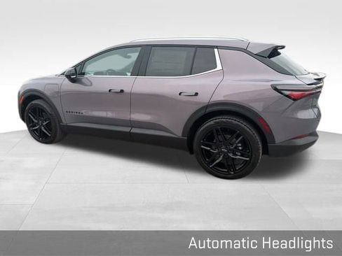 Used 2026 Chevrolet Equinox EV LT w/ LPO, Blackout Package image 10