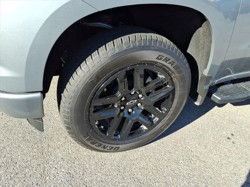 Used 2025 Chevrolet Silverado 1500 Custom w/ Rally Edition AWD/4WD image 11