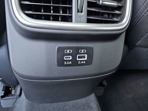 Certified 2025 Subaru Outback Premium image 11