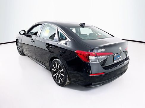 Used 2023 Honda Civic EX image 6