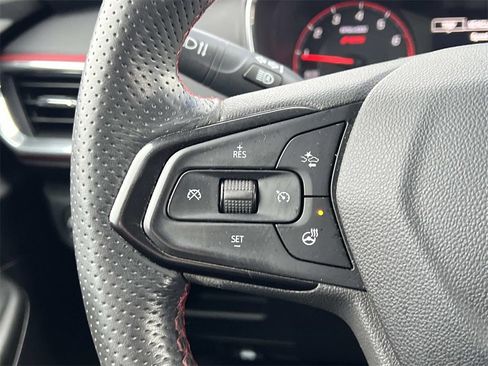 Used 2023 Chevrolet TrailBlazer RS image 21