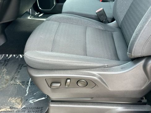 Used 2023 Chevrolet Silverado 1500 LT image 19