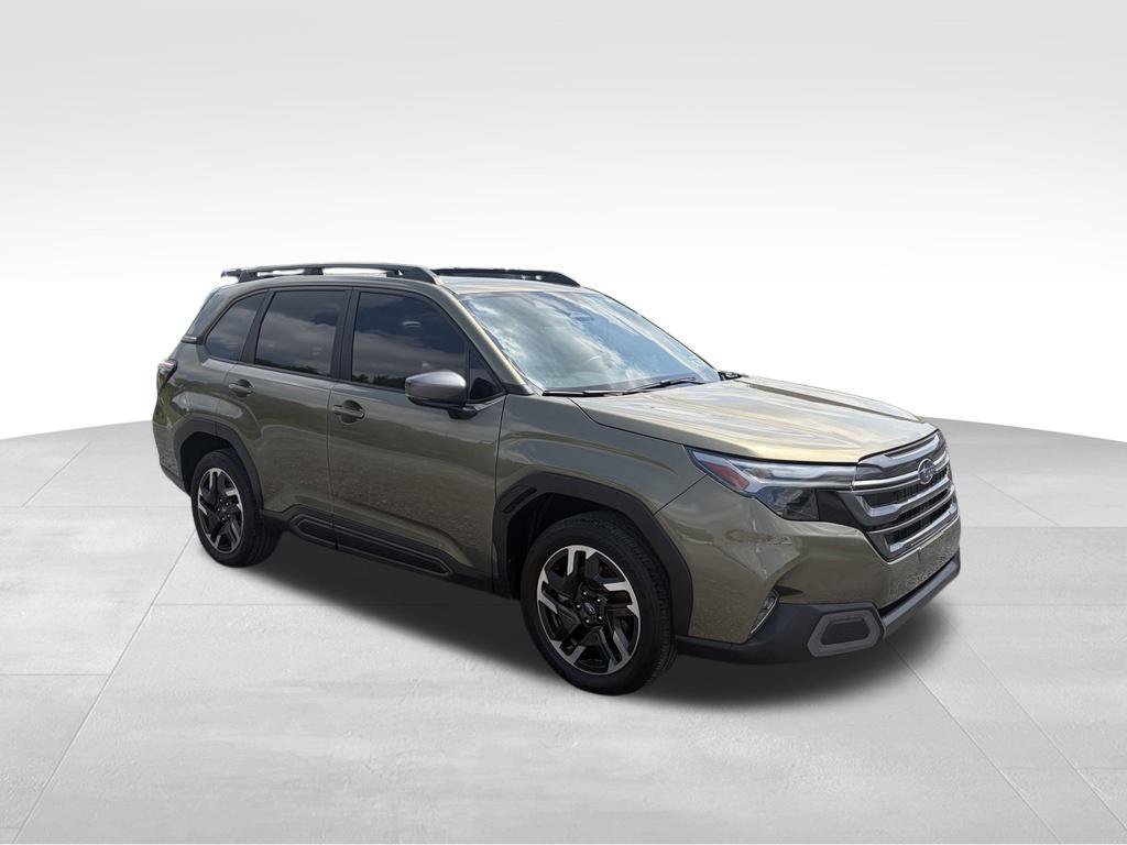 Used 2025 Subaru Forester Limited AWD/4WD image 26