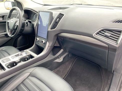 Used 2024 Ford Edge SEL image 28