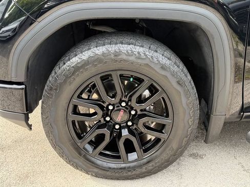 Certified 2024 GMC Sierra 1500 Elevation AWD/4WD image 12