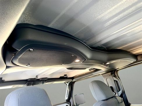 Used 2025 Jeep Gladiator Nighthawk image 42