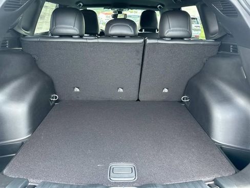 New 2025 Jeep Compass Latitude image 18