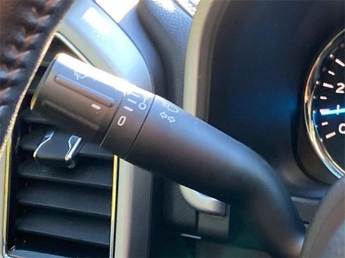 Used 2020 Ford F150 Lariat w/ Equipment Group 502A Luxury image 22