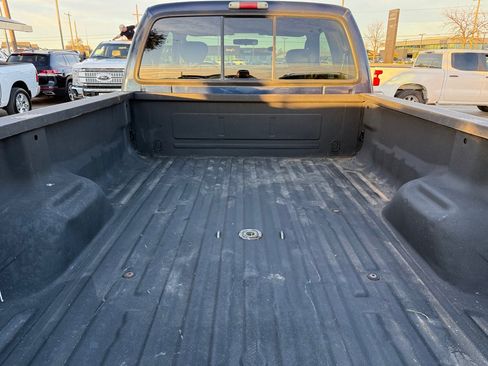 Used 2004 Ford F250 4x4 SuperCab Super Duty image 12