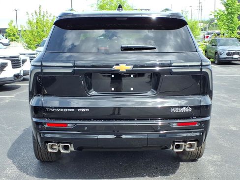 New 2026 Chevrolet Traverse High Country w/ LPO, Floor Liner Package AWD/4WD image 20