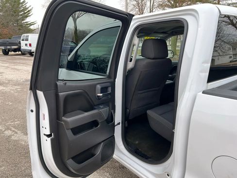 Used 2017 Chevrolet Silverado 1500 LT w/ All Star Edition image 12