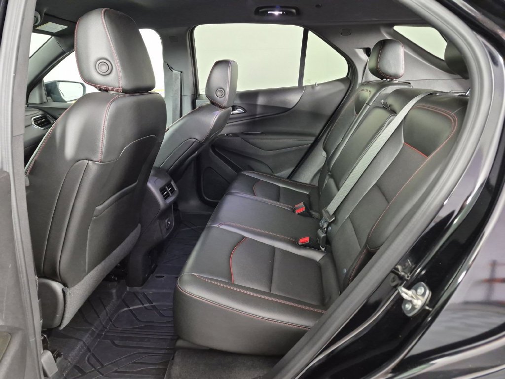 Used 2024 Chevrolet Equinox RS w/ RS Leather Package FWD image 31