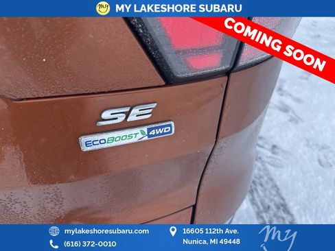 Used 2017 Ford Escape SE w/ Equipment Group 201A image 10