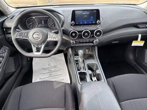 New 2025 Nissan Sentra SV image 11