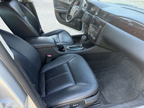 Used 2016 Chevrolet Impala LTZ image 9