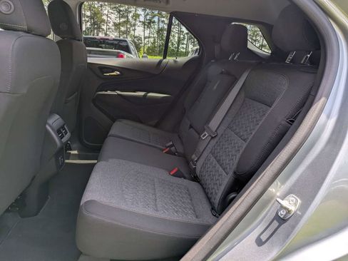 Used 2024 Chevrolet Equinox LT FWD image 15