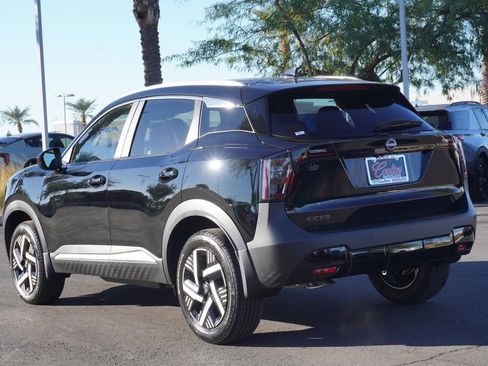 New 2026 Nissan Kicks SV w/ SV Premium Package FWD image 3