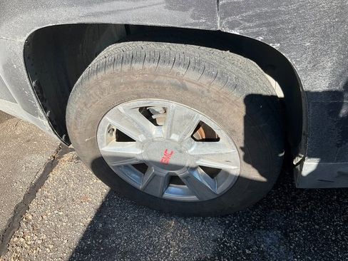 Used 2013 GMC Terrain SLT w/ Cargo Package image 10