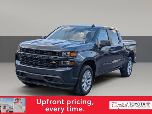 Used 2022 Chevrolet Silverado 1500 Custom AWD/4WD image 4