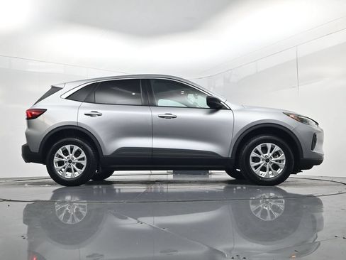 Used 2024 Ford Escape Active AWD/4WD image 47