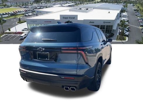 Used 2024 Chevrolet Traverse LS w/ Midnight/Sport Edition FWD image 16