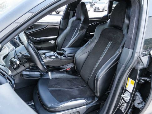 Used 2023 Aston Martin DBX AWD/4WD image 27