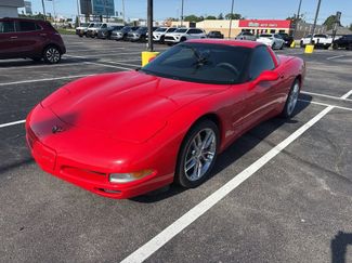 Used 2004 Chevrolet Corvette Coupe w/ Preferred Equipment Group RWD video 1