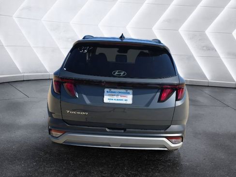 Used 2025 Hyundai Tucson SEL FWD image 6