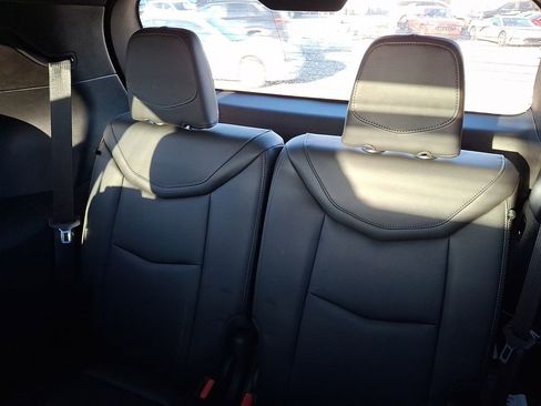 Used 2024 Cadillac XT6 Premium Luxury w/ LPO, Floor Liner Package image 10