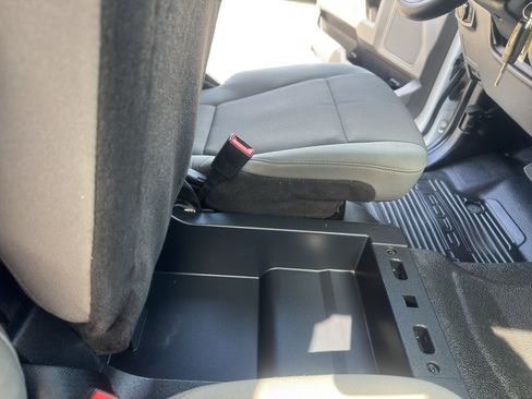Used 2022 Ford F250 XL w/ Power Equipment Group RWD image 24