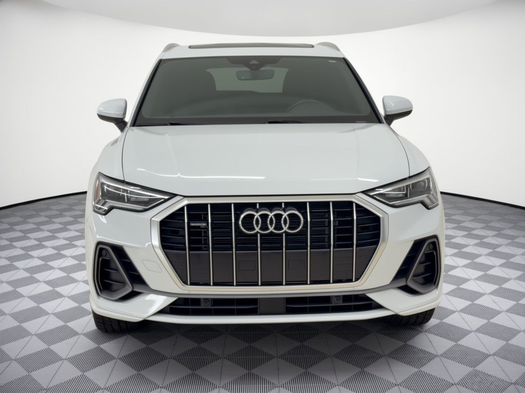 Used 2024 Audi Q3 2.0T Premium AWD/4WD image 6