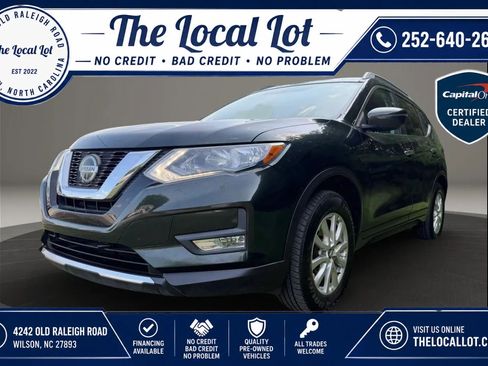 Used 2018 Nissan Rogue SV AWD/4WD image 1