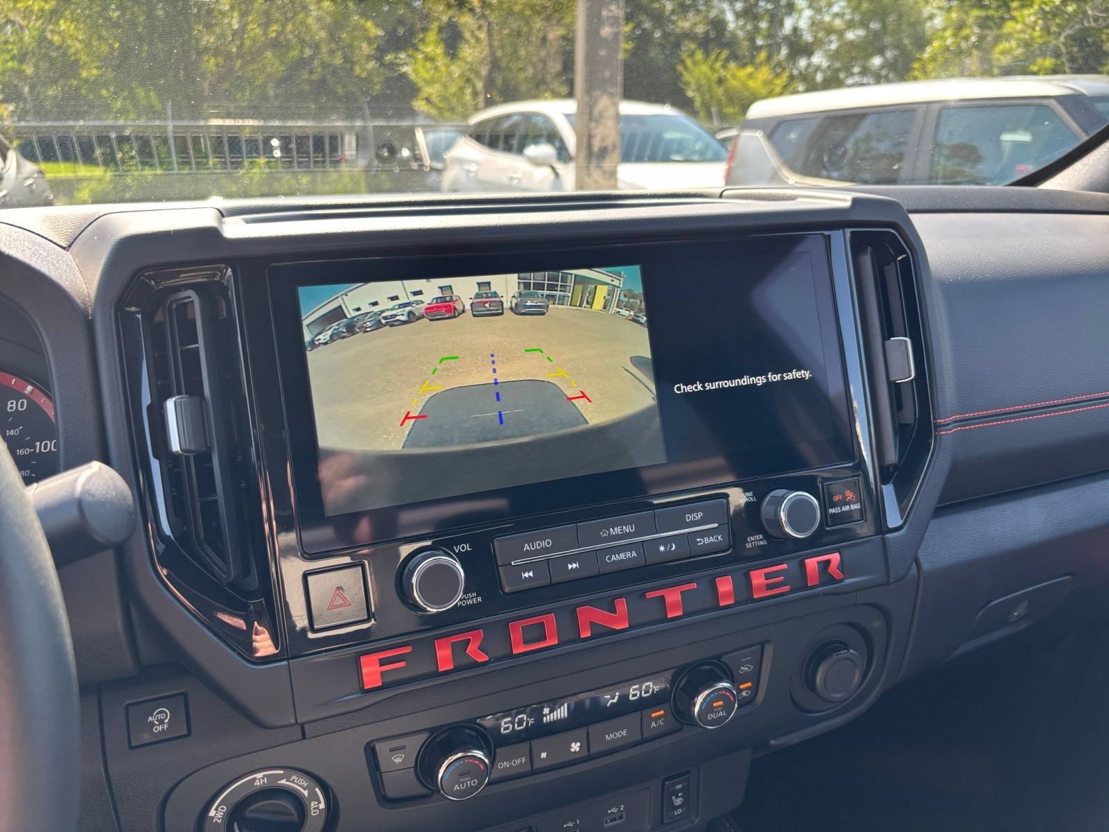 Used 2026 Nissan Frontier PRO-4X AWD/4WD image 22