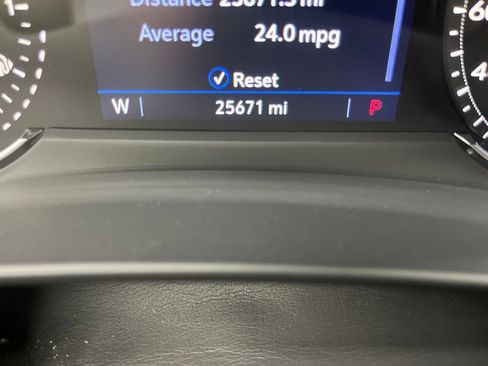 Used 2019 Cadillac XT4 Sport w/ Driver Awareness Package FWD image 11