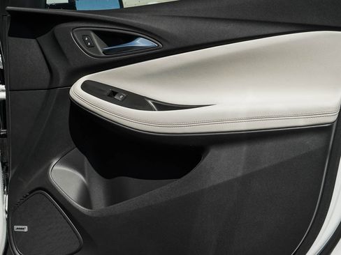 New 2026 Buick Encore GX Avenir w/ Avenir Convenience Package AWD/4WD image 10
