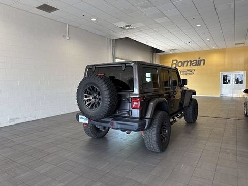 Used 2020 Jeep Wrangler Unlimited Rubicon AWD/4WD image 4