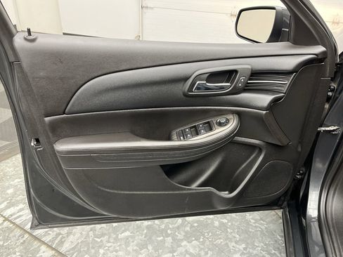 Used 2014 Chevrolet Malibu LT FWD image 6