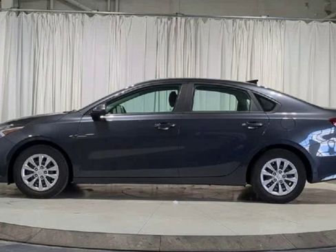 Used 2022 Kia Forte Sedan image 6