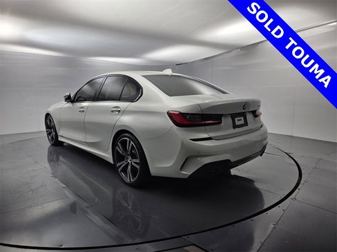 Used 2021 BMW 330i Sedan w/ M Sport Package image 7