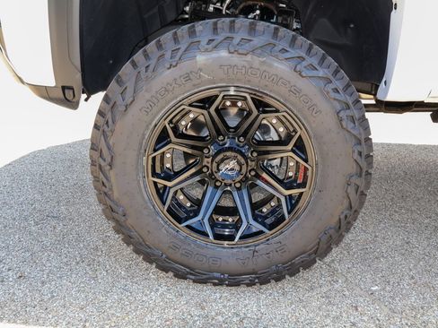 New 2026 GMC Sierra 2500 AT4 w/ Technology Package AWD/4WD image 46