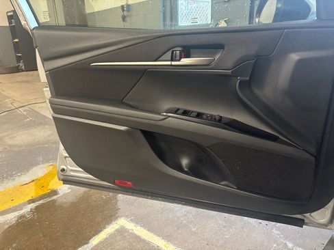 Used 2025 Toyota Camry LE image 20