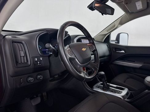Used 2019 Chevrolet Colorado LT w/ LT Convenience Package AWD/4WD image 12
