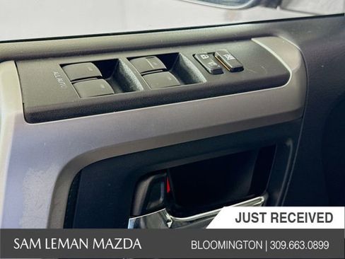 Used 2015 Toyota 4Runner SR5 Premium image 18