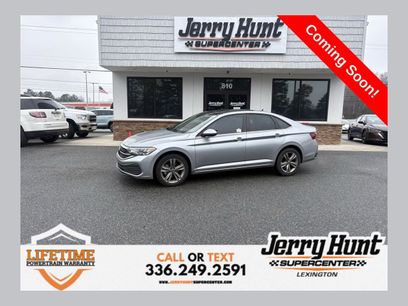 Used 2023 Volkswagen Jetta SE