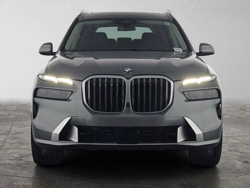 Used 2025 BMW X7 xDrive40i AWD/4WD image 8