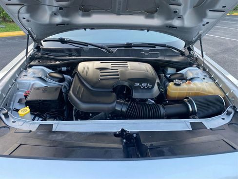 Used 2020 Dodge Challenger SXT RWD image 11