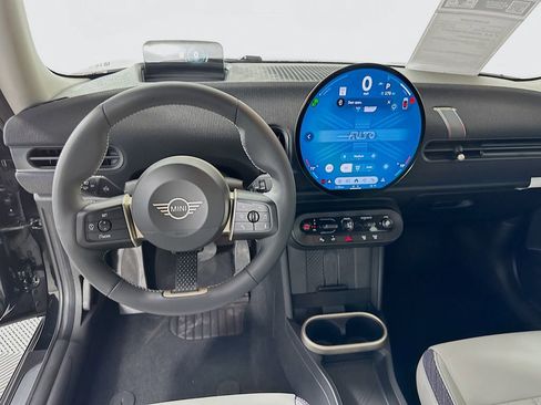 Certified 2025 MINI Cooper S image 23