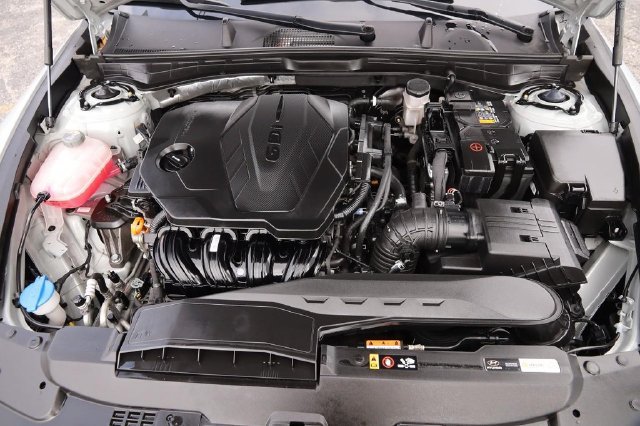 Used 2025 Hyundai Sonata SEL FWD image 29