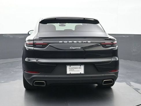 Used 2023 Porsche Cayenne Coupe w/ Premium Package AWD/4WD image 22